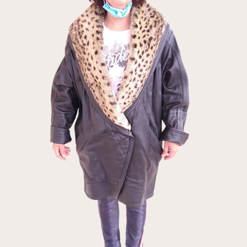 Women's black leather coat with real fox fur leopard collar, used, size L