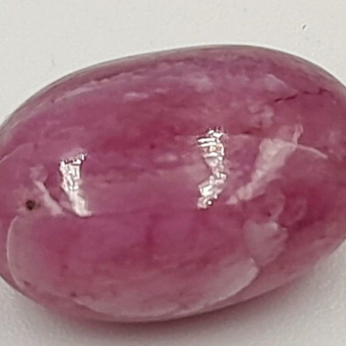 Ruby Cabochon 8.01 ct natural Mozambique with GFCO certificate