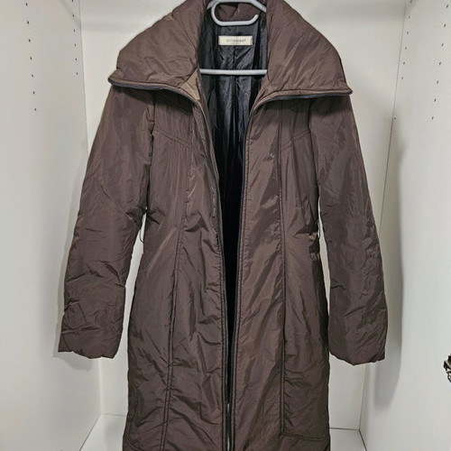 Women’s brown long puffer coat used
