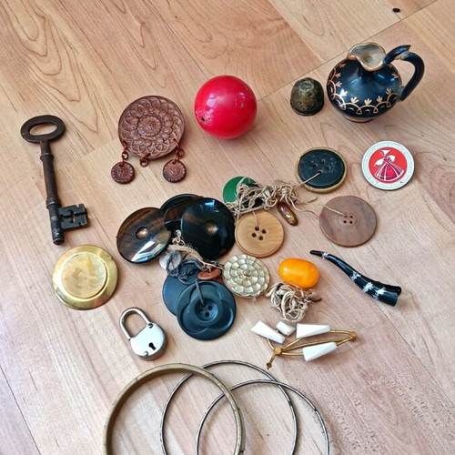 Vintage small items used