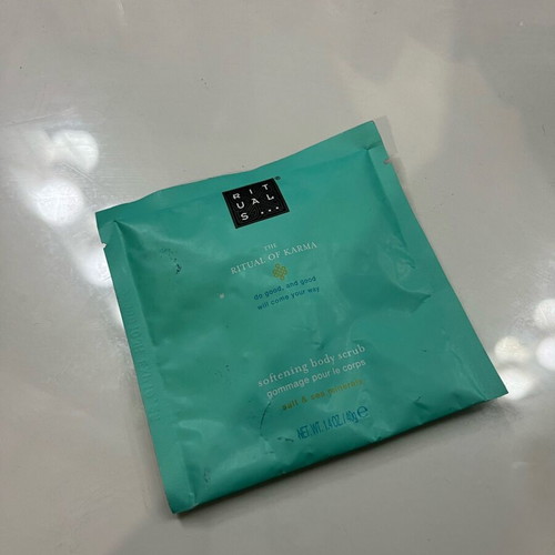 Rituals body scrub travel size new