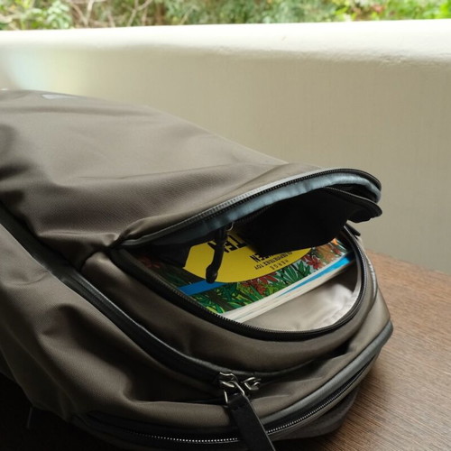 Bellroy Transit Workpack Pro 28L used, olive green backpack