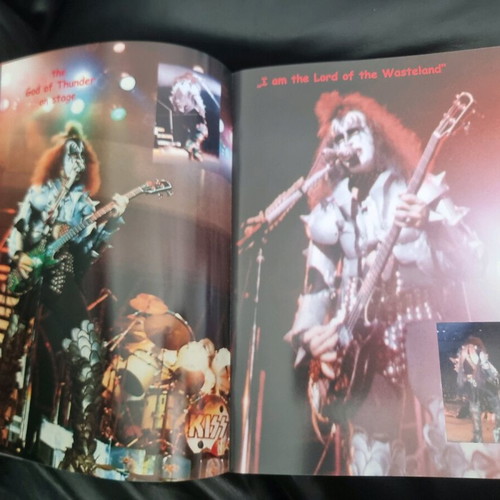 KISS Japan '77 Revisited Photo Book like new