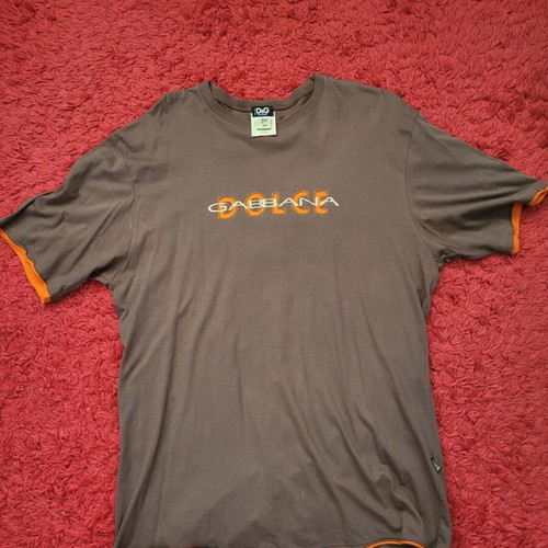 Dolce & Gabbana T-shirt brown XL like new with double fabric