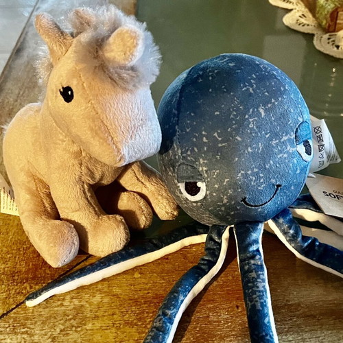 Set of plush unicorn and octopus toys, Nejlikka JYSK