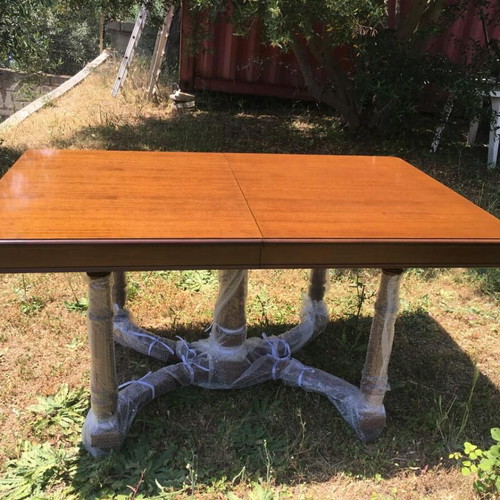 Louis XVI dining set like new with wicker back and 6 seats