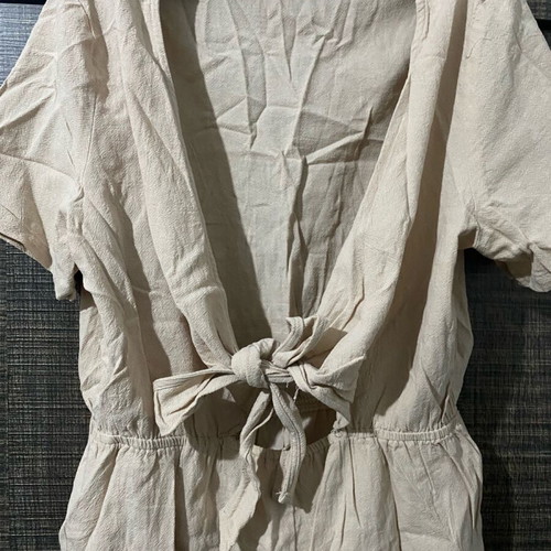 Shein beige romper like new, size M