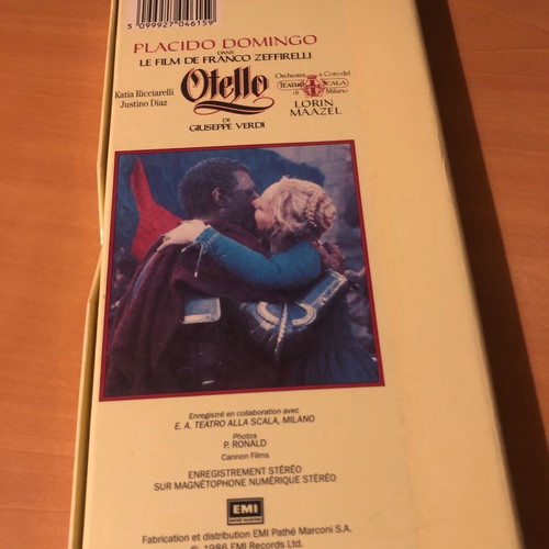 Otello by Verdi, 2 cassettes with case and libretto, new