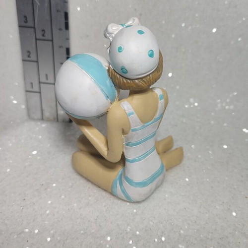 Girl figurine for bathing decoration