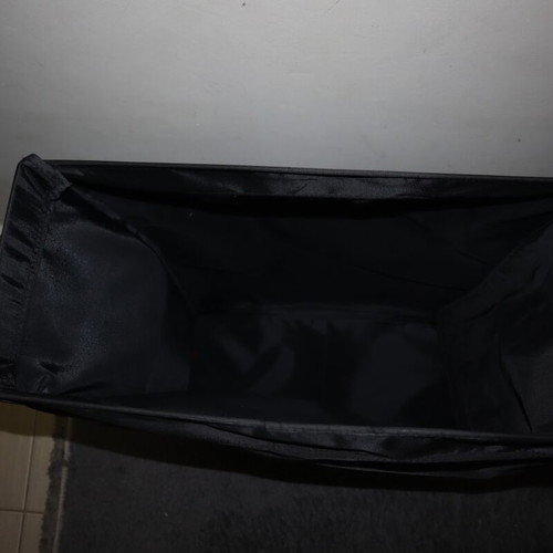 Laundry basket like new, 80 L capacity