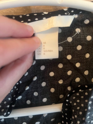 H&m blouse size medium 39