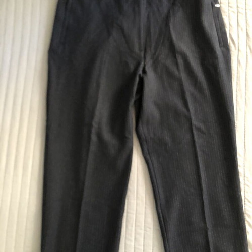 M&S Marks and Spencer Women's Crop Pants Navy Blue like new, Size 16 (44)