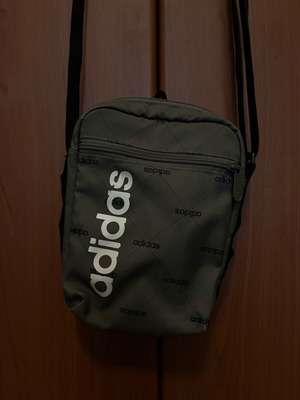 Adidas crossbody bag like new, green