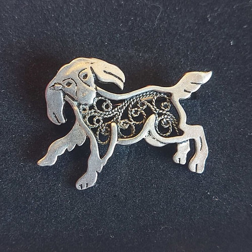 Silver 925 dog brooch used vintage