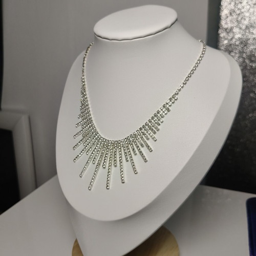 Silver necklace with sparkly rhinestones new