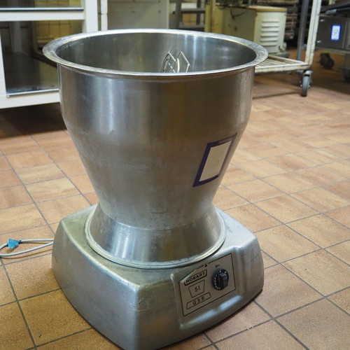 Hobart whipped cream machine used 5Lt type G 5 R