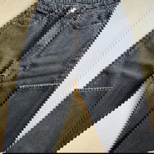 Zara mum jean μαύρο σαν καινούργιο, μέγεθος 38