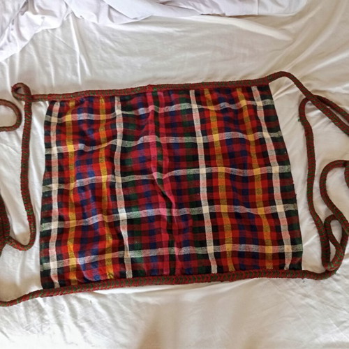 Handwoven woolen cradle used, 47x54 cm
