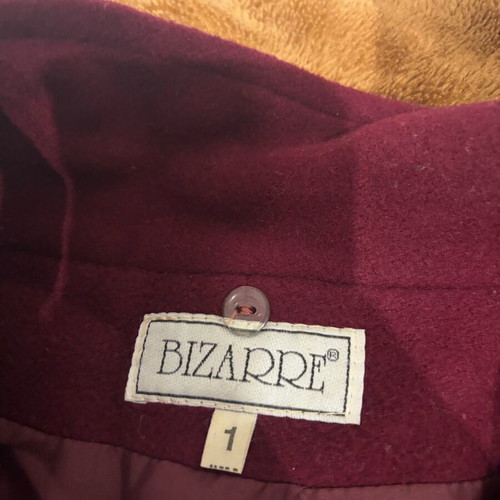 Bizarre half coat like new, red, size M