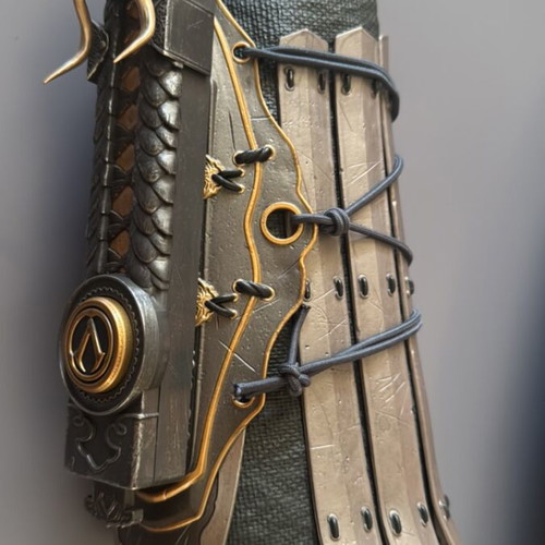 Assassins Creed Shadows Hidden Gauntlet plastic replica like new