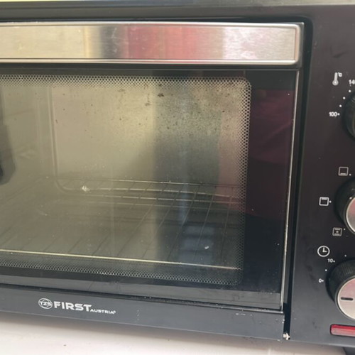First Austria Electric Oven used, 20L capacity, black with glass door