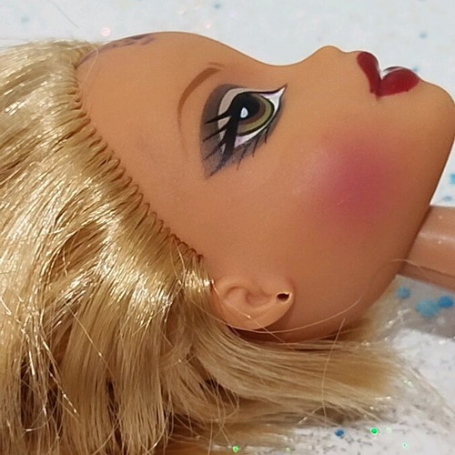 Bratz lot of three used nude dolls with flaws for OOAK
