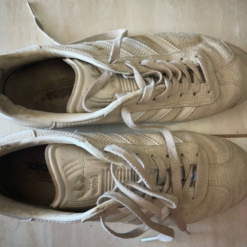Gazelle Adidas athletic shoes used, size 38, beige