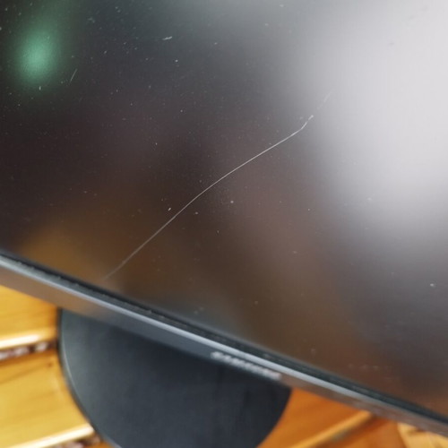 Samsung SyncMaster 2043SN 20-inch monitor used with screen burn