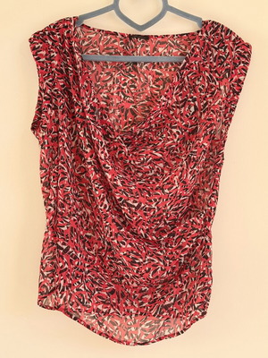 Ikks Women airy blouse size 38 M like new, black and red