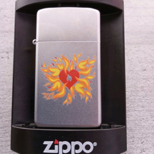 Zippo lighter new with heart design, matte silver