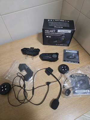 Безжична Bluetooth слушалка за каска модел V10 нова, водоустойчива