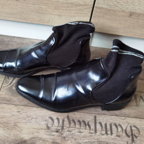 Zara women's patent leather sock-style shoes used, size 41, black