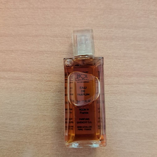 Givenchy Hot Couture Miniature Eau de Parfum 5ml new
