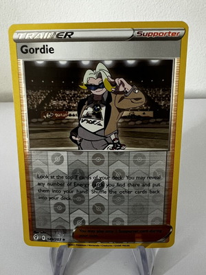 Gordie 149/203 Evolving Skies κάρτα Pokemon σαν καινούργια