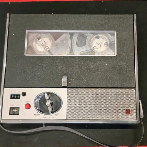 National RQ-152S reel-to-reel tape recorder vintage used in good condition