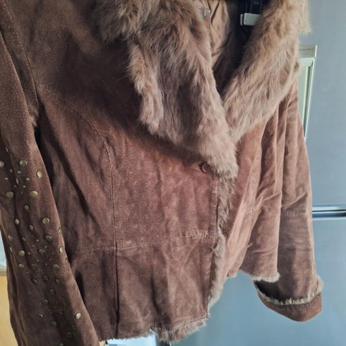 Women’s fur jacket like new, size 40, beige brown