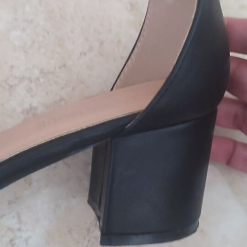 Sandals with ankle strap like new, size 39, black, 6 cm heel