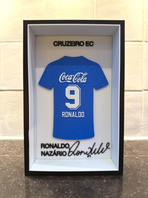 Ronaldo Nazário #9 Cruzeiro Fc logo, like new