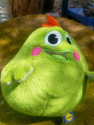 Green Soft King toy used