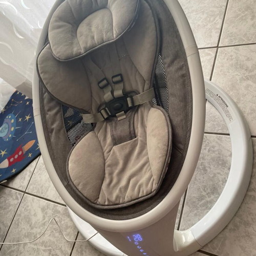 Munchkin Baby Swing like new without remote control