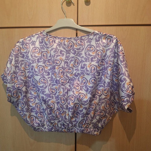 Top with elastic, satin fabric, size M