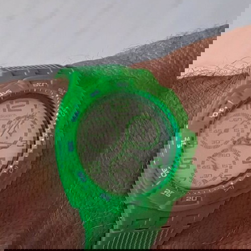 Swatch αυθεντικό σε αριστη κατασταση..