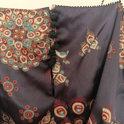 Silk top Betty Blue like new with peacock print