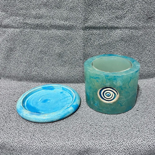 Wax candle holder like new with glass jar and ceramic base
