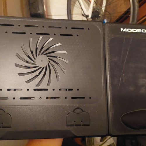 Modecom laptop stand like new