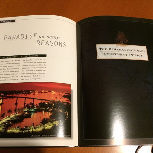 The Bahamas book like new, 28 pages