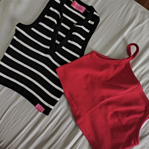 Karavan tops set of 2, like new, striped and red