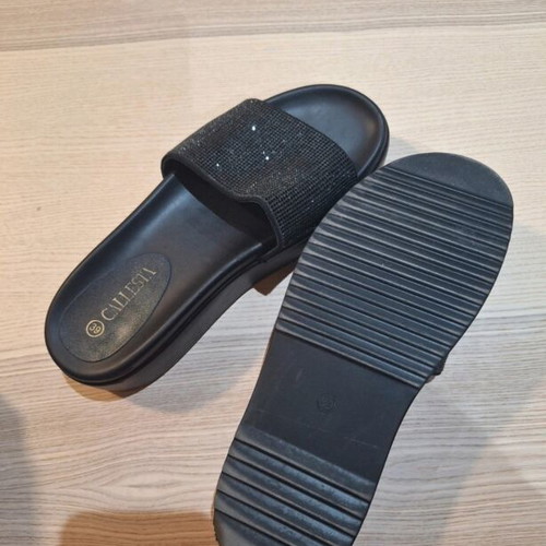 Black platform sandals with rhinestones, size 39