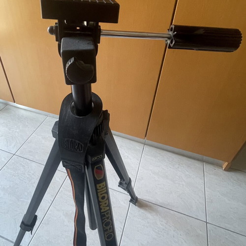 Bilora photographic tripod used, aluminum, max load 5 kg, height 1.20 m