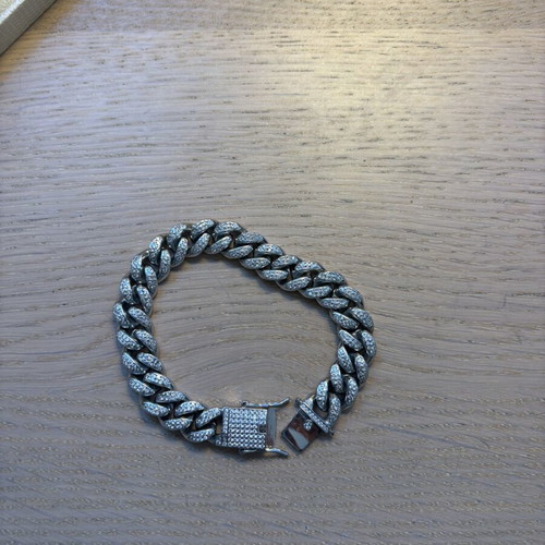 Cuban Link Bracelet with Zirconia new